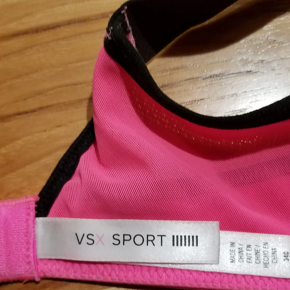 VICTORIA’S SECRET VSX Sport Racerback Sports Bra Size 34C - Picture 5 of 9